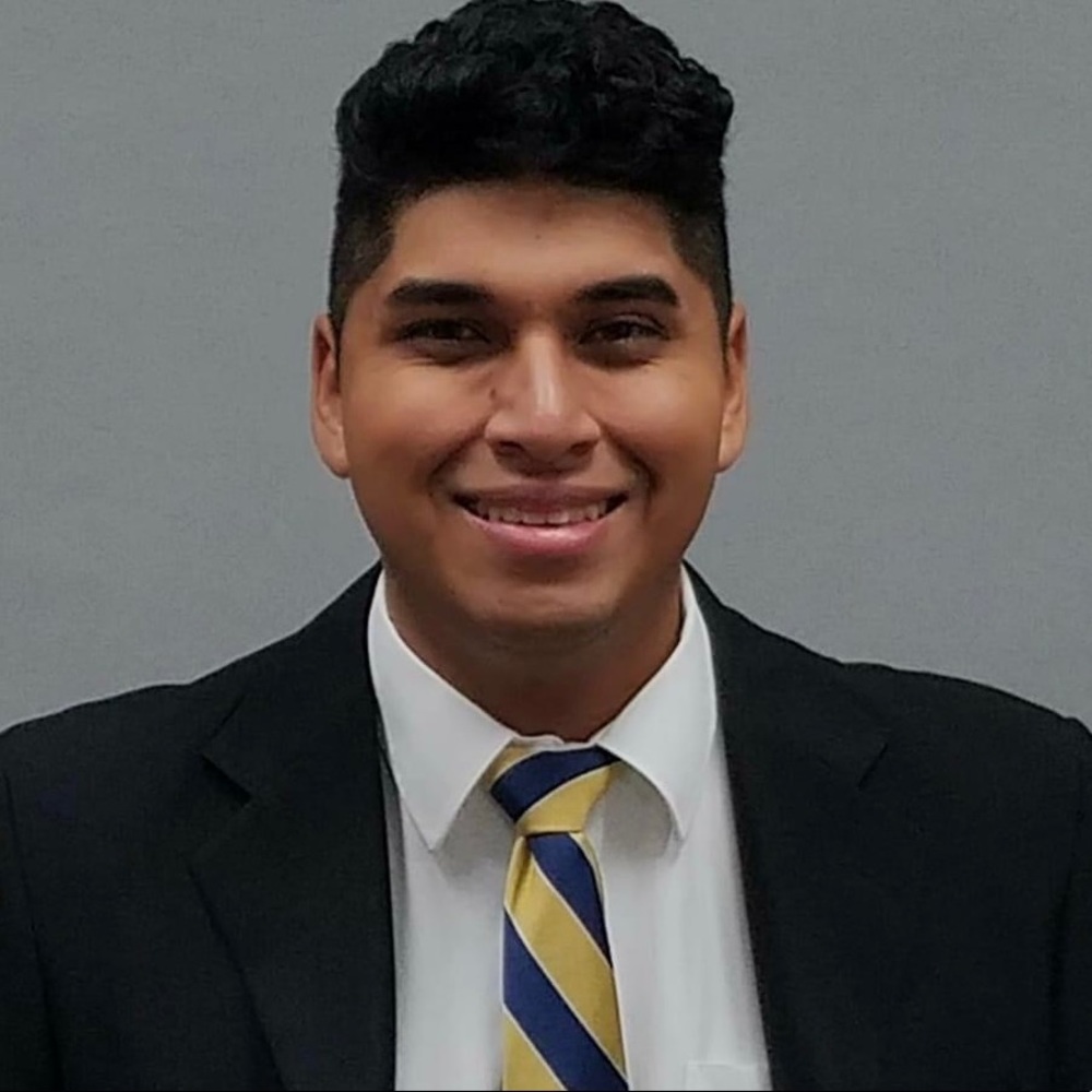 Meet your Posher, Cris